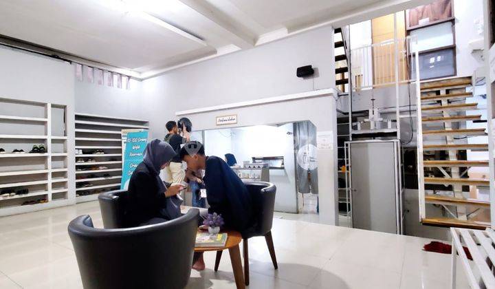 MAINROAD JATINANGOR, DEKAT IPDN, UNPAD DAN ITB. RESTO DAN KOST BAGUS 4 LANTAI DI KOTA BANDUNG 2