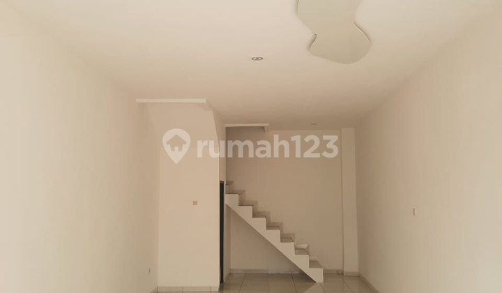 CISARANTEN REGENCY, CISARANTEN. 3 UNITS OF READY-TO-OCCUPY SHOPHOUSES IN BANDUNG CITY 2