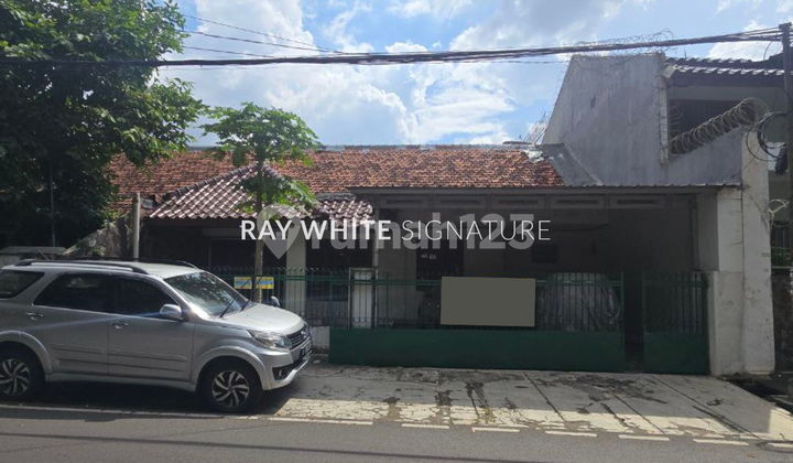 Dijual Rumah Lama di Jl Danau Poso, Bendungan Hilir