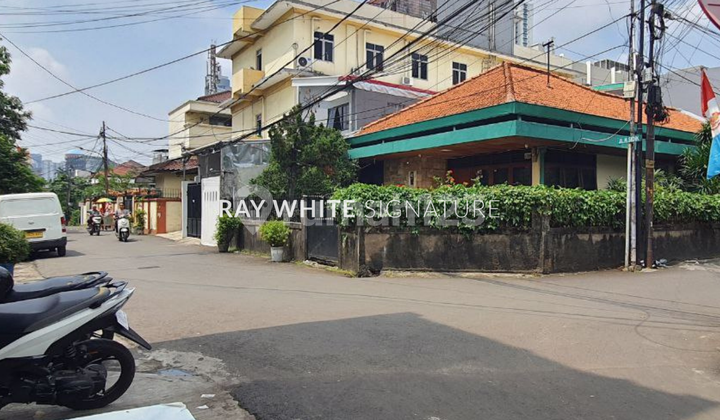 Old Sidik Street House, Kuningan, Good for Boarding Business 2