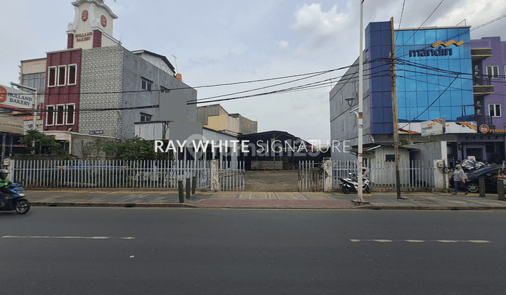 Dijual Tanah Zona Komersil di Jl Pahlawan Revolusi, Pondok Bambu 1