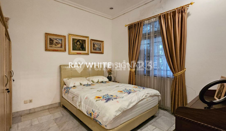 Dijual Rumah Bagus Layak Huni Tanah Luas di Jl Lebak Bulus IV 2