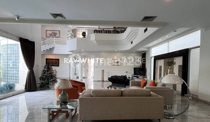 For Sale Luxury and Exclusive House in Kencana Indah, Pondok Indah 2