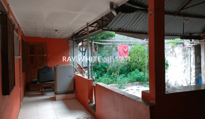 Dijual Rumah Lama Bambu Duri, Pondok Bambu 2