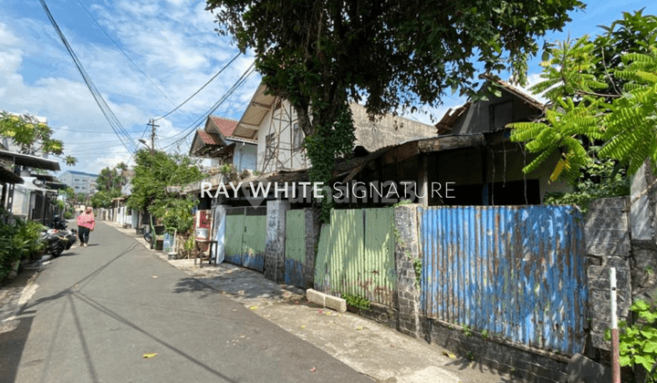 Dijual Rumah Hitung Tanah Area Senopati di Jl Kebalen Ii Keb Baru 2