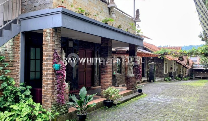 Hotel Aktif Lokasi Bagus di Depan Floating Market Lembang Cemara Asri Hotel