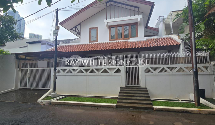 Rumah Lama Layak Huni di Area Prime Kuningan Jl Kintamani