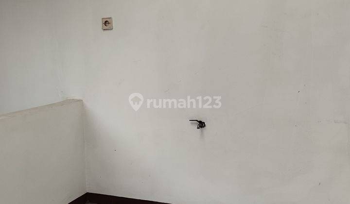 Disewakan Rumah Di Graha Raya Bintaro 2 Lantai Shm Bagus 2