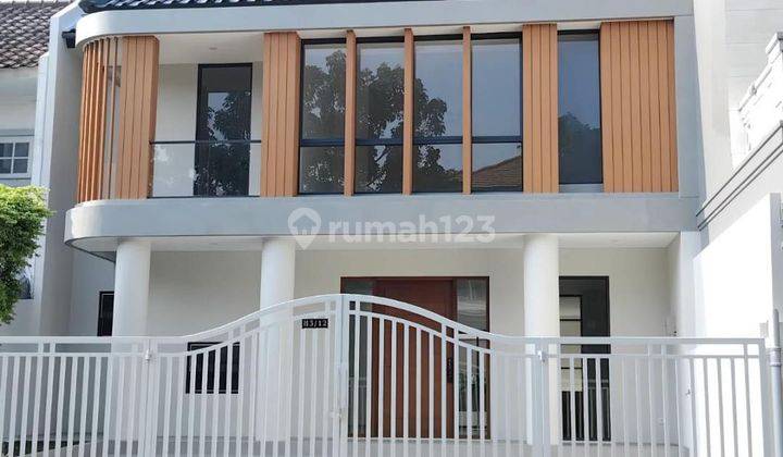 Legenda Wisata Rumah Baru Modern Minimalis di Boulevard Utama 1