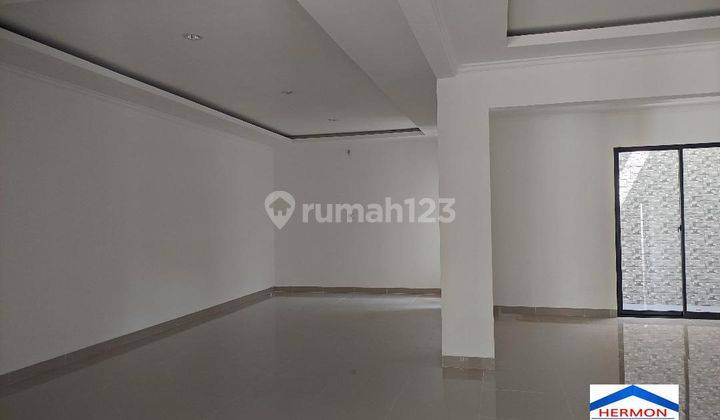 Kota Wisata Rumah Minimalis Bangunan Bagus Besar Seperti Rumah Baru 2