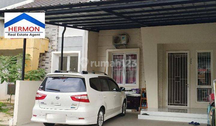 Rumah Minimalis renovasi bagus Bonus Lux Kitchen set di Legenda wisata 1