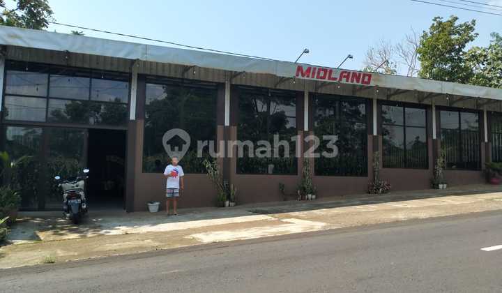 Shop House can be Used as Warehouse in Batang Shop House can be Used as Warehouse in Batang