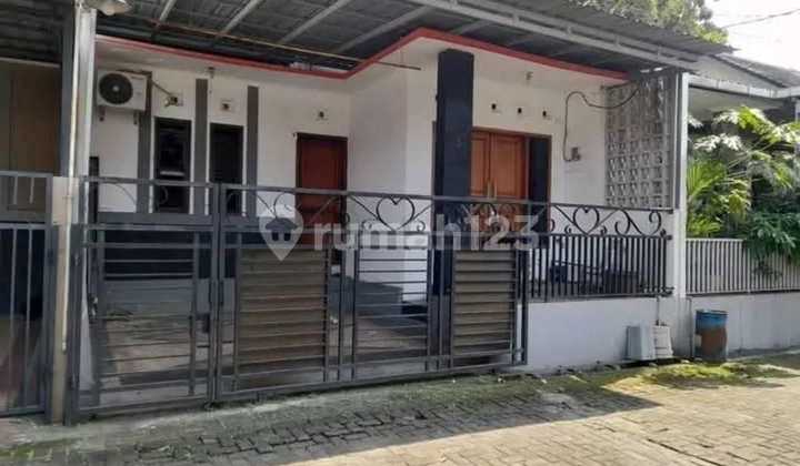 Rumah Nyaman Minimalis di Banyumanik 1