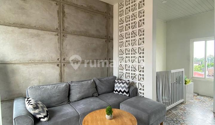 Beautiful Aesthetic 2-Storey House in Banyumanik 1