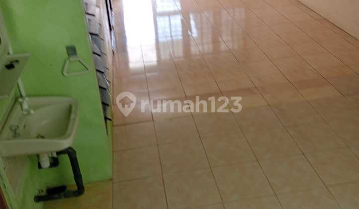 Ready-to-Occupy House in Pondok Indrapasta, Semarang 2