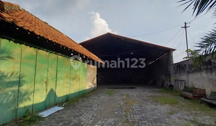 Affordable Ready-to-Use Warehouse in Mranggen Demak Affordable Ready-to-Use Warehouse in Mranggen Demak