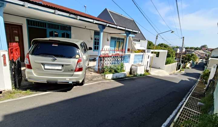 House Suitable for Boarding in Kalibanteng 1