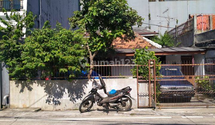 Rumah Tua di Rajawali Selatan Gn Sahari Lokasi Strategis 2