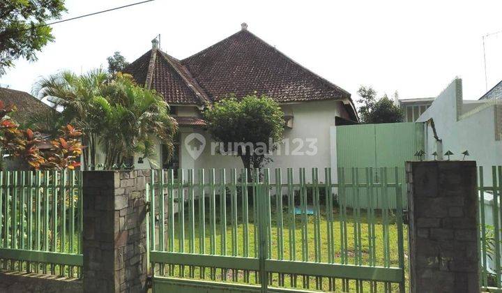 RUMAH BELANDA JL DR. WAHIDIN MALANG 1