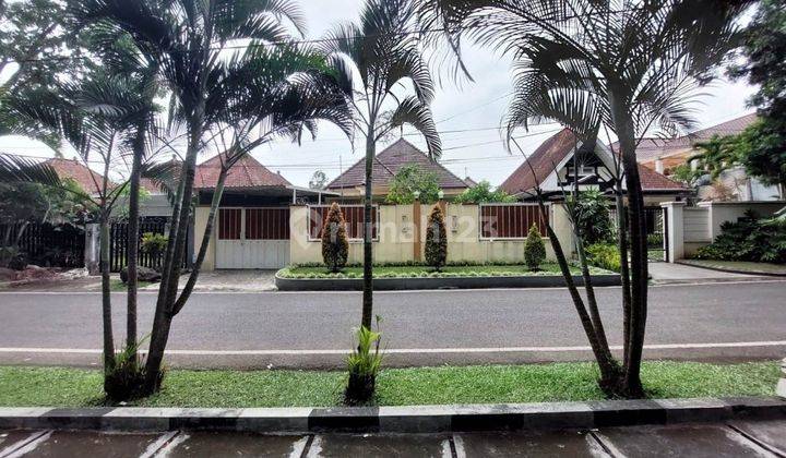 Rumah Luas Siap Huni di Jalan Malabar kota Malang 1