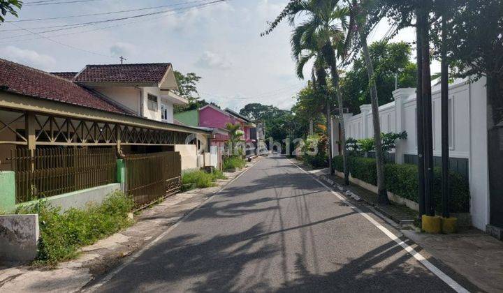 Rumah Kost Hitung Tanah Strategis di Jalan Pekalongan Malang 2