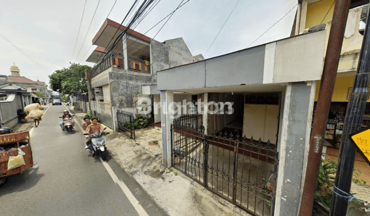 Rumah 2,5 Lantai di Jl Satria Balearjosari Blimbing 1