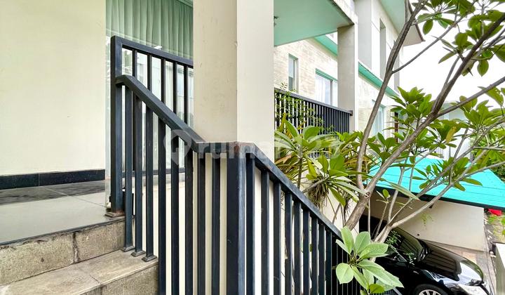 Luxury Town House Tb Simatupang Ready to Live In Semi-Furnished Luxury Town House Tb Simatupang Ready to Live In Semi-Furnished