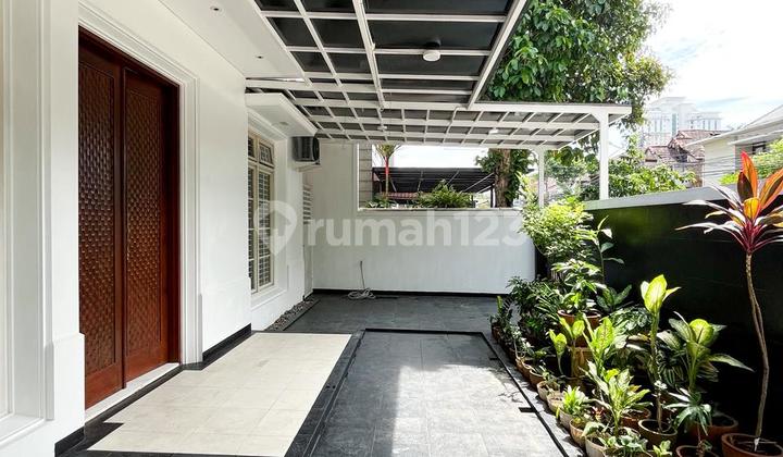 Rumah di Jual Pondok Indah Jakarta Selatan Sudah Renovasi Row Jalan Lebar Akses Mudah Bebas Banjir KPR SHM 2 Lantai Rumah di Jual Pondok Indah Jakarta Selatan Sudah Renovasi Row Jalan Lebar Akses Mudah Bebas Banjir KPR SHM 2 Lantai