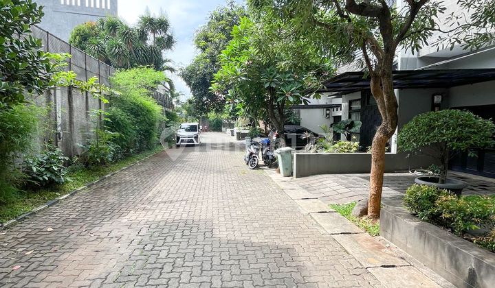 Rumah Townhouse Mewah Bangka Jakarta Selatan 2
