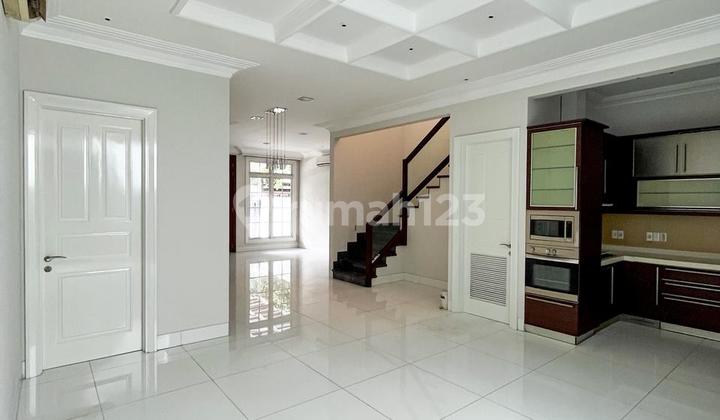 House for Sale in Pondok Indah, South Jakarta, Renovated, On a Wide Street, Easy Access, Flood-Free, Mortgage Available, SHM Certificate, 2 Floors. 2