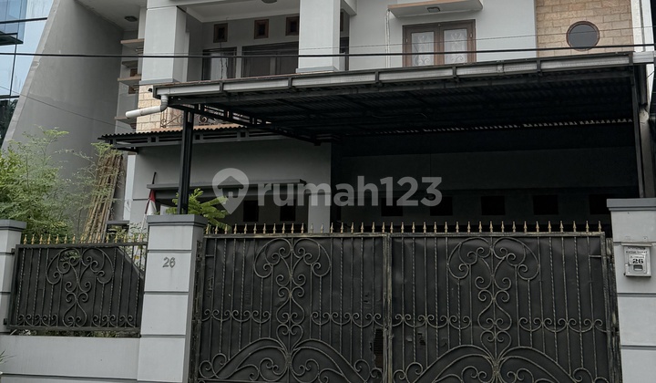 Rumah 2 Lantai Daerah Elite Rawamangun Jakarta Timur Bebas Banjir Jalan Lebar Akses Mudah SHM