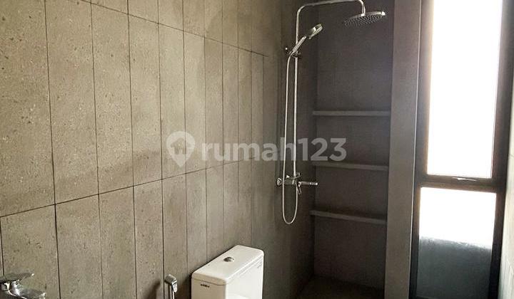 For Sale Brand New Townhouse Rowhouse, Only 1 Unit Left, Kemang, South Jakarta, SHM (Certificate), Easy and Strategic Access 2