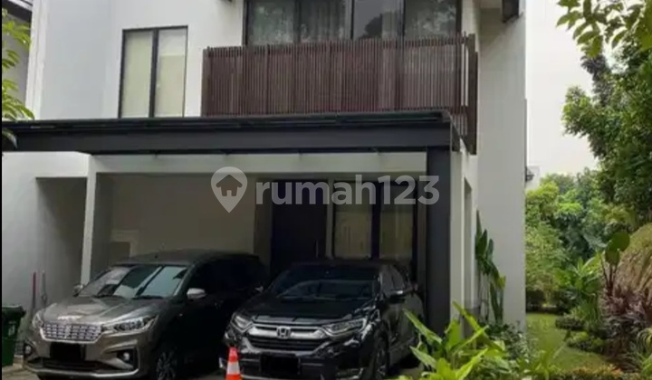 Rumah di Serenia Hills Lebak Bulus.