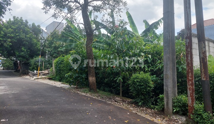 Kavling dalam komplek perumahan UI. 5