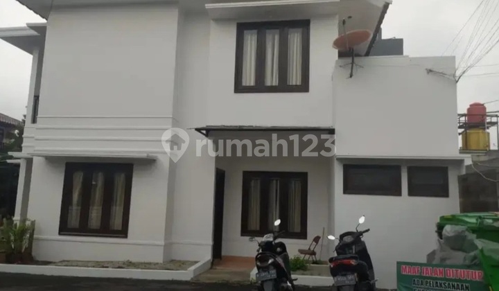 Rumah Dalam Twon House di Ragunan. 2