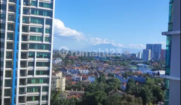 Unit Apartemen Hampton's Park 2 Bedroom Cilandak.