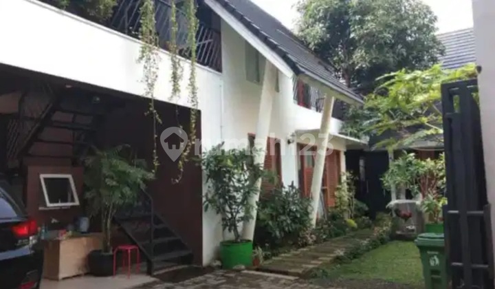Rumah dengan Disign Minimalis Modern di Kebagusan.