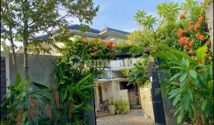 Charming and Comfortable House in Lebak Bulus 2