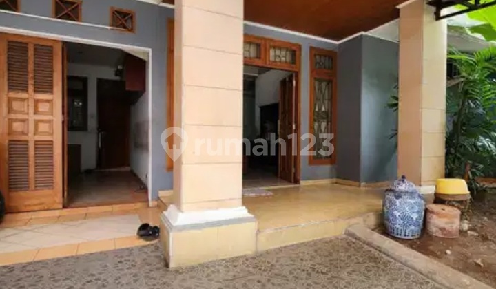 Rumah Kawasan Strategis di Senopati