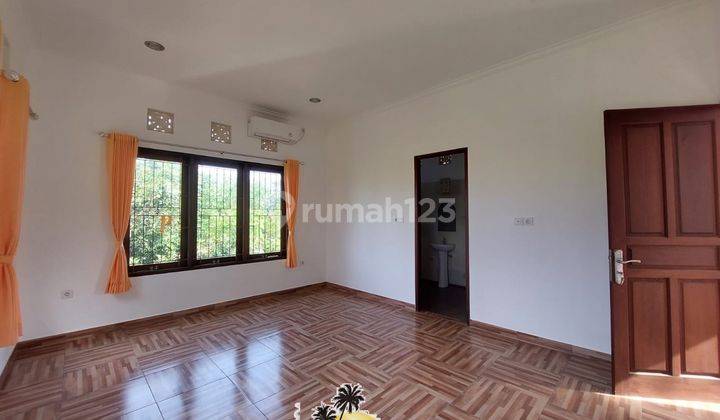 3 Bedrooms 19