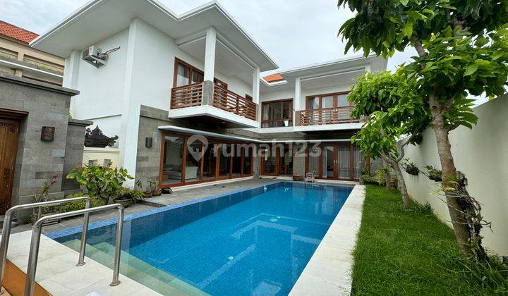 3 Bedrooms Villa 1