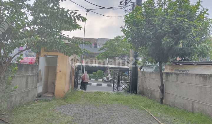 For Sale: Boarding Rooms and Training Center Space in Margonda, Depok 2