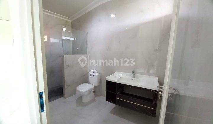 Rumah Minimalis Modern Di Araya Malang Kota 2