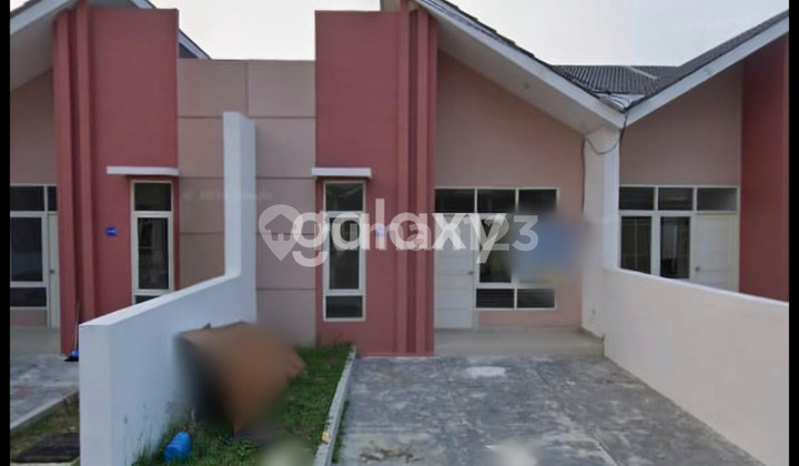 Rumah 1 Lantai di Green Mansion Juanda