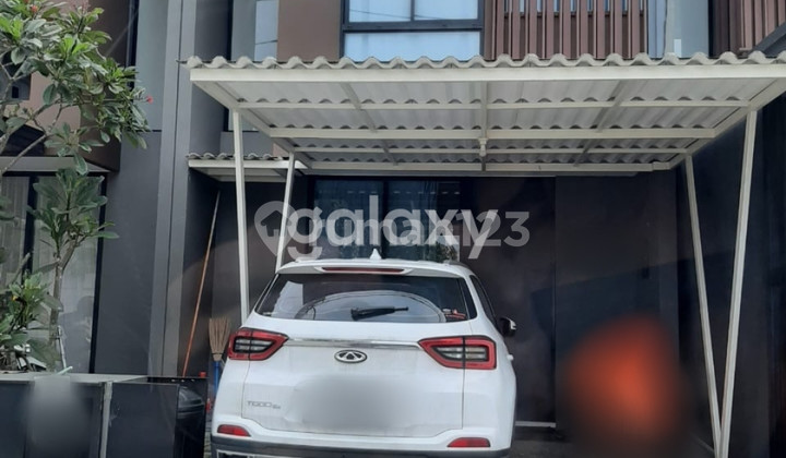 Rumah mewah di Central Park Merr ( CPM ) Surabaya Timur