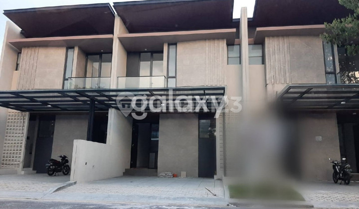 Rumah Mewah di North West, Citraland Surabaya Barat 1