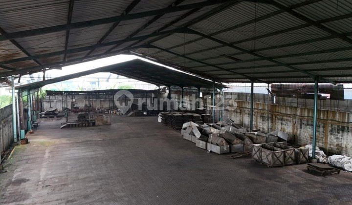 Gudang Sangat Strategis di Nol Jalan Raya Beringinbendo Sidoarjo