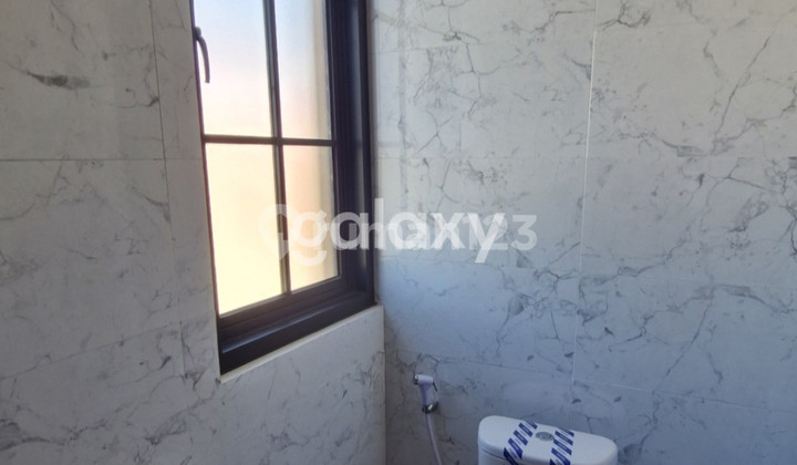 Rumah mewah siap huni di ketintang surabaya 2