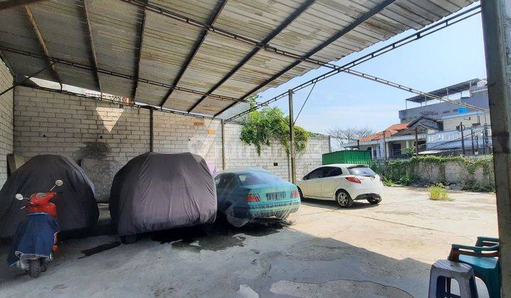 Tanah Hoek Hadap Jalan Raya Di Villa Kapuk Mas  1