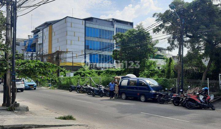 Tanah Hoek Strategis di Pluit 990 m² Hadap Jalan Raya 1